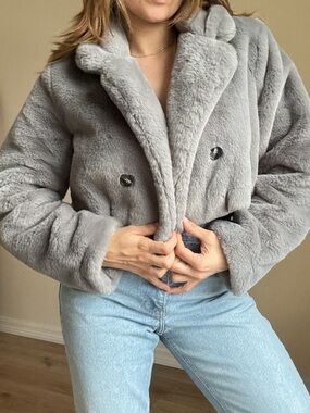 Song of Style Cropped Faux Fur Jacket in Gray